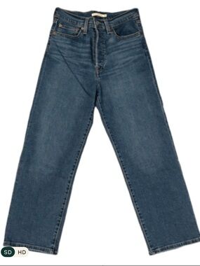 Levi's Women's Ribcage Straight Ankle Jeans in Dark Blue Wash